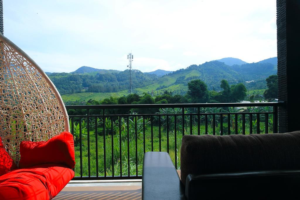 Avilla Puncak Exteriér fotografie